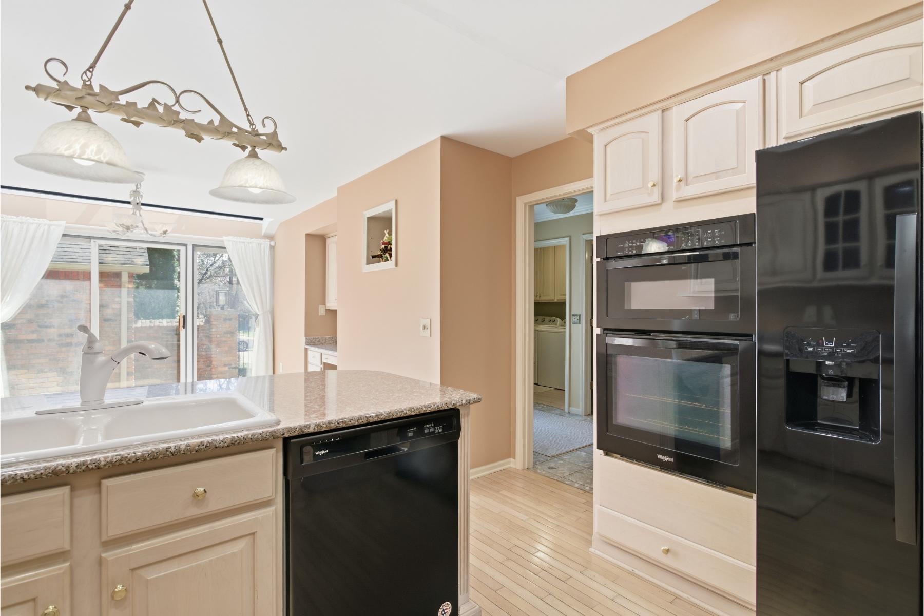  Bingham Farms Village - 物件實景