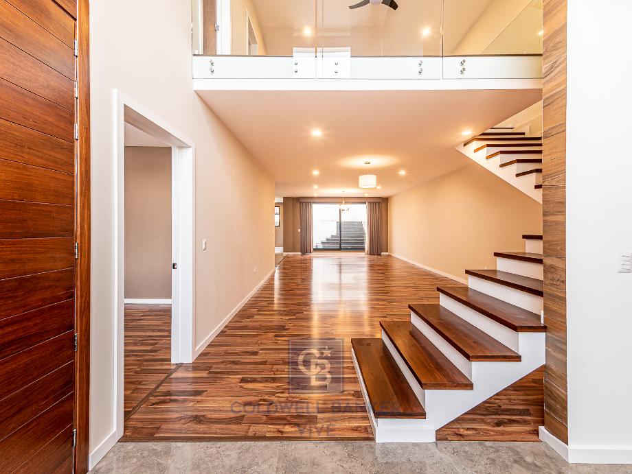 Querétaro, Querétaro, 76220, Mexico, 3 Bedrooms Bedrooms, ,3 BathroomsBathrooms,Residential,For Sale,1994389