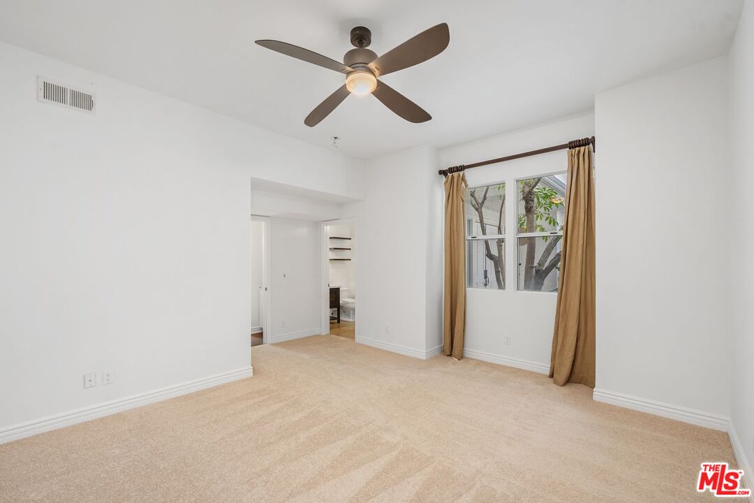 Pacific Palisades, California, 90272, United States, 2 Bedrooms Bedrooms, ,2 BathroomsBathrooms,Residential,For Sale,1991274