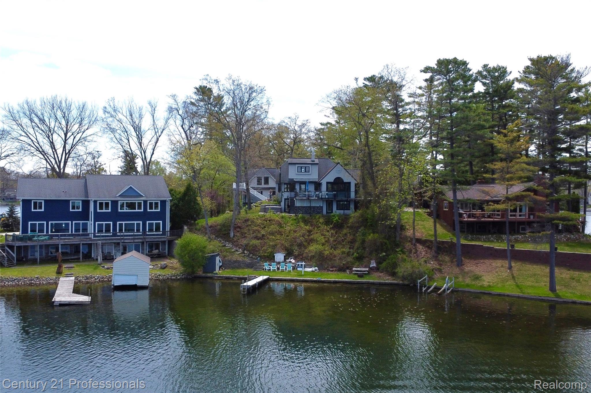 LakeOrion, Michigan, 48362, United States, 2 Bedrooms Bedrooms, ,2 BathroomsBathrooms,Residential,For Sale,2005398
