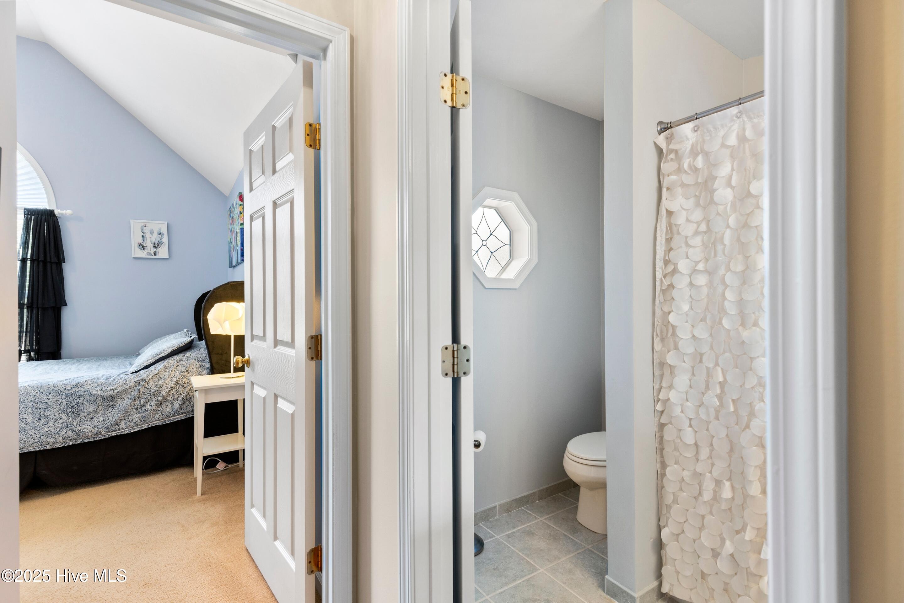 Wilmington, North Carolina, 28409, United States, 4 Bedrooms Bedrooms, ,3 BathroomsBathrooms,Residential,For Sale,1898708