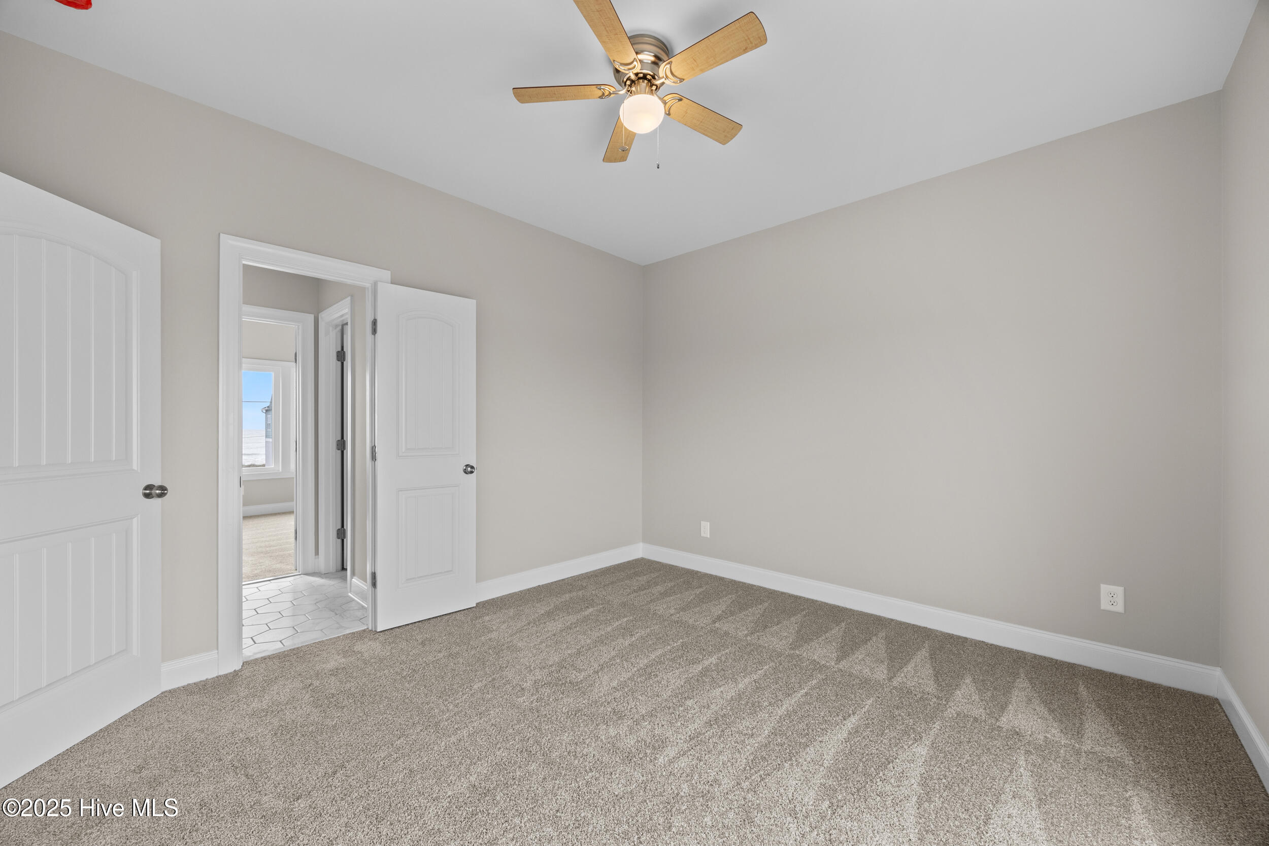 North Topsail Beach, North Carolina, 28460, United States, 7 Bedrooms Bedrooms, ,6 BathroomsBathrooms,Residential,For Sale,1991057