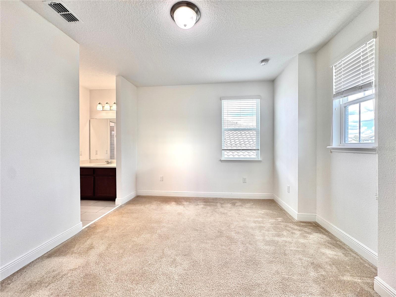 WINDERMERE, Florida, 34786, United States, 5 Bedrooms Bedrooms, ,4 BathroomsBathrooms,Residential,For Sale,2002497