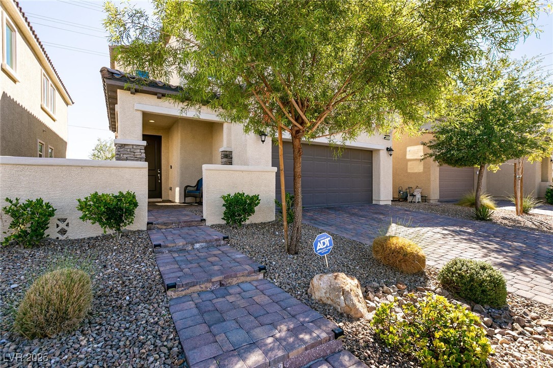 Las Vegas, Nevada, 89166, United States, 4 Bedrooms Bedrooms, ,3 BathroomsBathrooms,Residential,For Sale,1960504