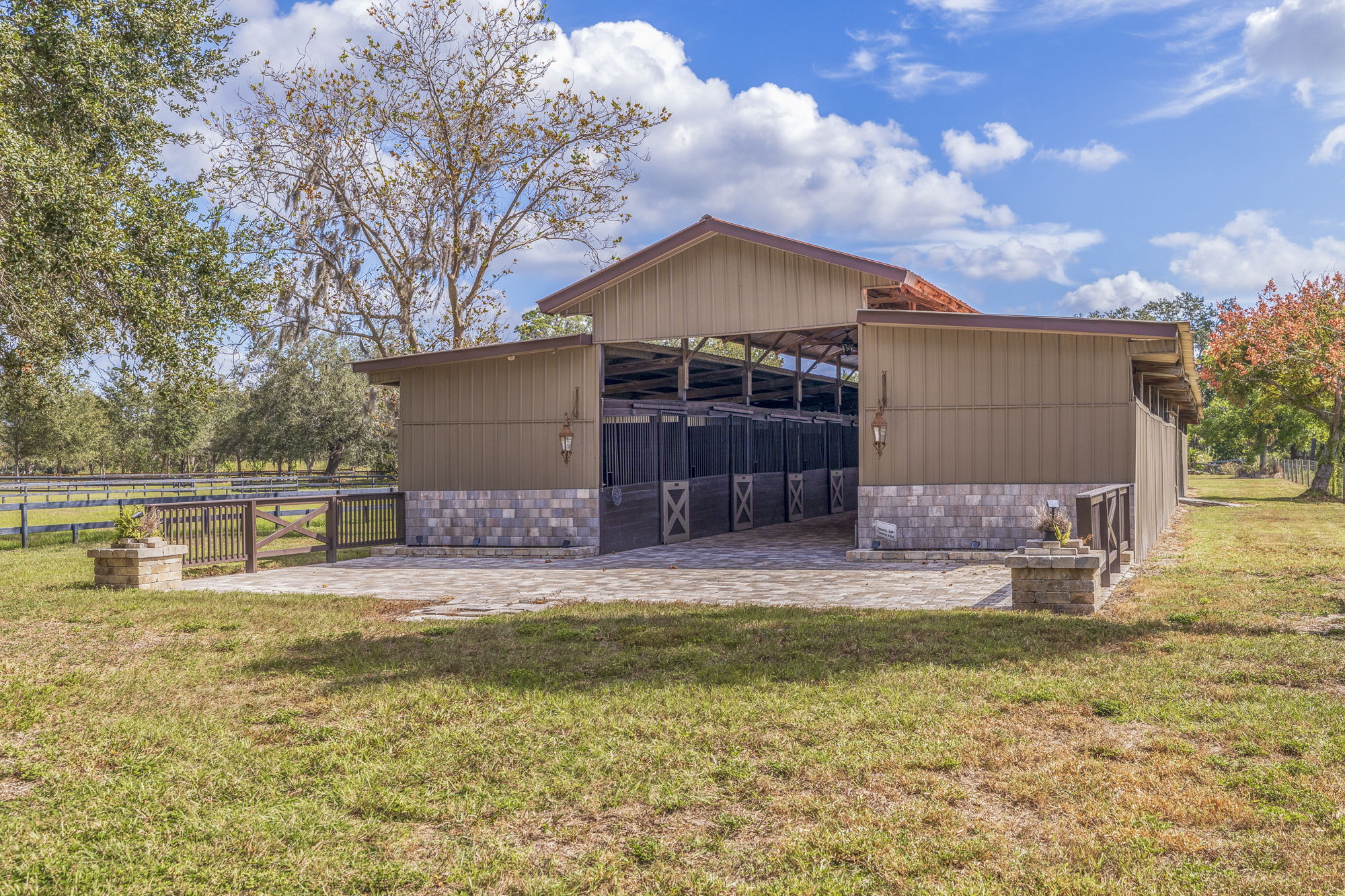 Palmetto, Florida, 34221, United States, 5 Bedrooms Bedrooms, ,4 BathroomsBathrooms,Residential,For Sale,1921911