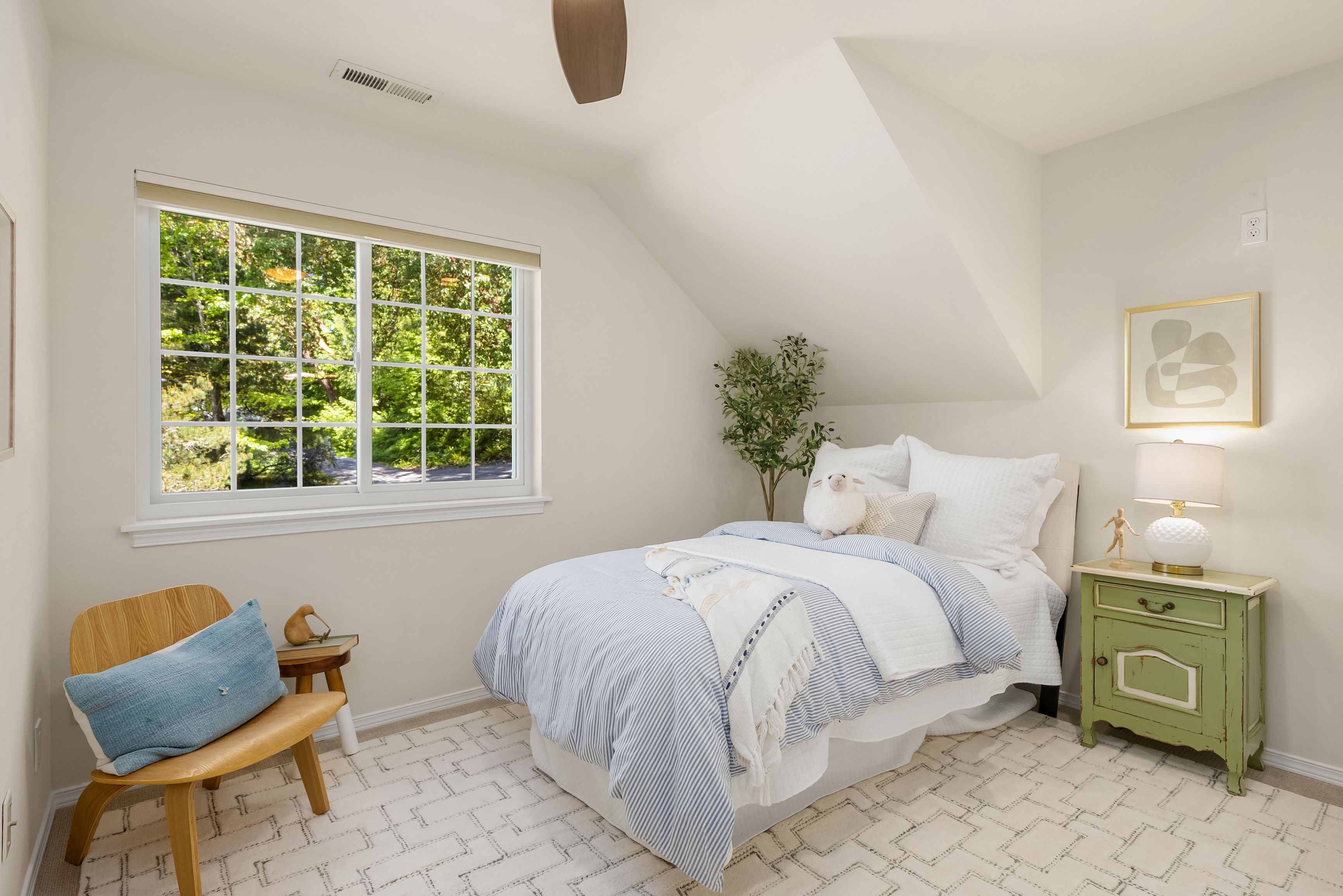  705 Moji Lane NW, Bainbridge Island, WA 98110 - 物件實景