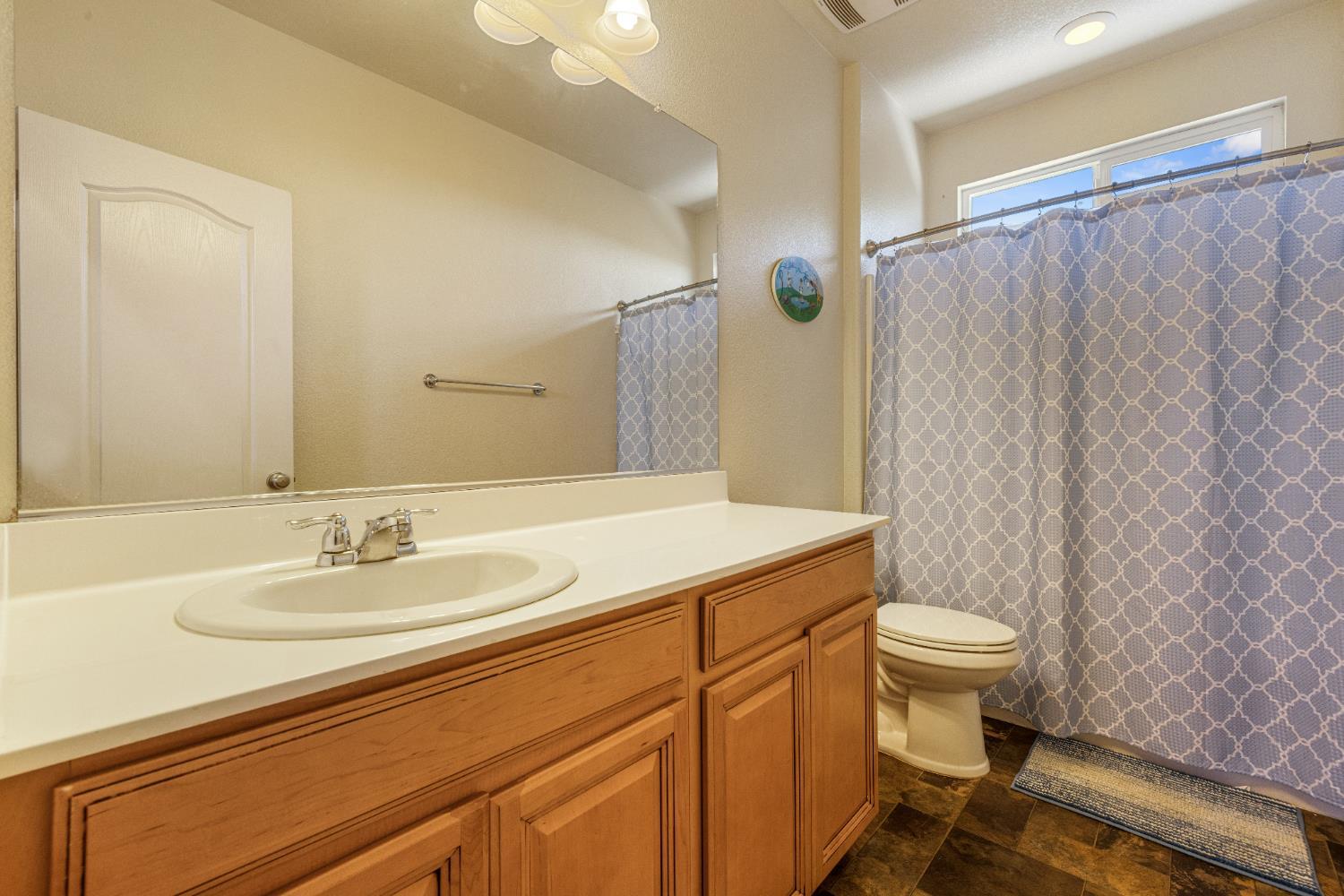 Manteca, California, 95337, United States, 4 Bedrooms Bedrooms, ,4 BathroomsBathrooms,Residential,For Sale,1977472