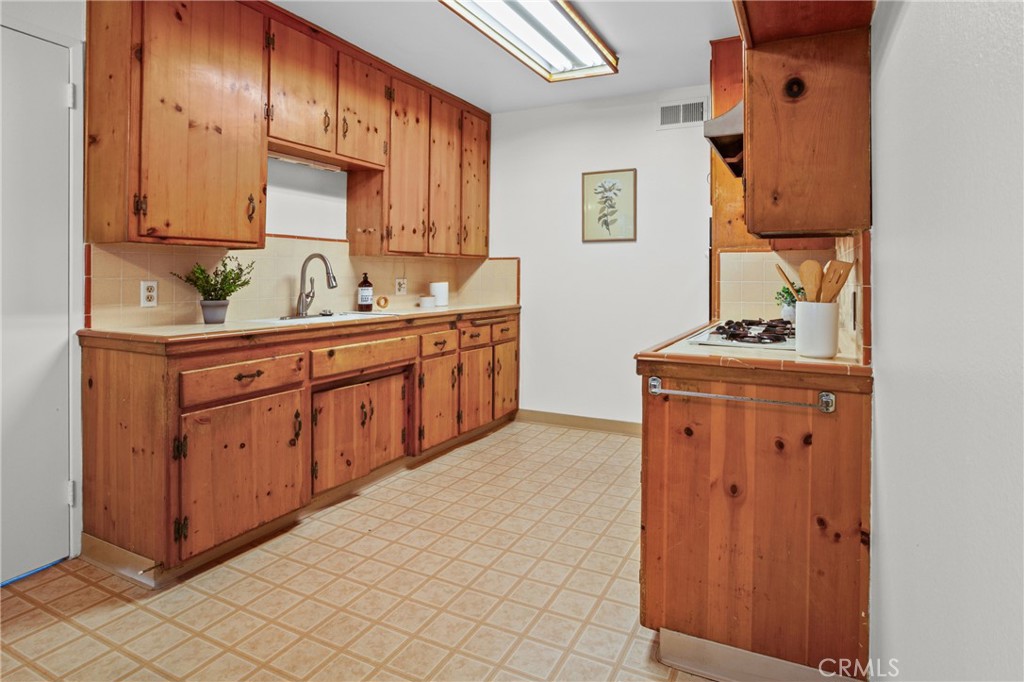 Arroyo Grande, California, 93420, United States, 3 Bedrooms Bedrooms, ,2 BathroomsBathrooms,Residential,For Sale,2049295