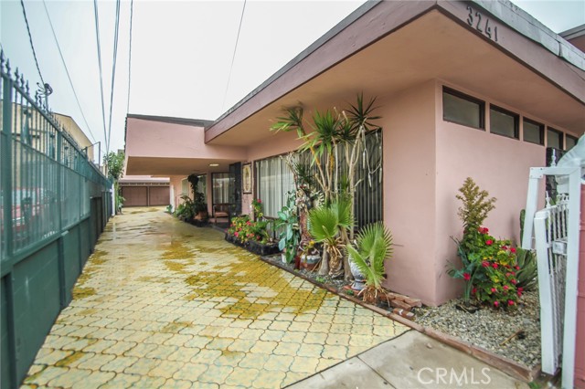 Huntington Park, California, 90255, United States, ,Residential,For Sale,1981517