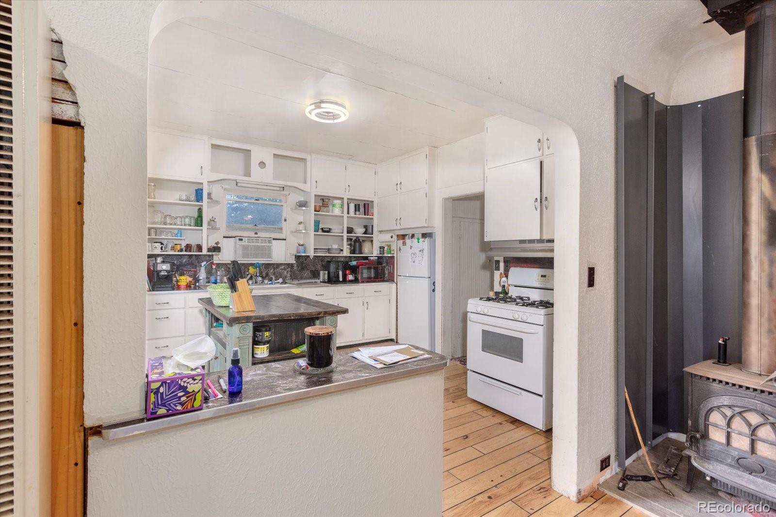 Salida, Colorado, 81201, United States, 2 Bedrooms Bedrooms, ,1 BathroomBathrooms,Residential,For Sale,1974985