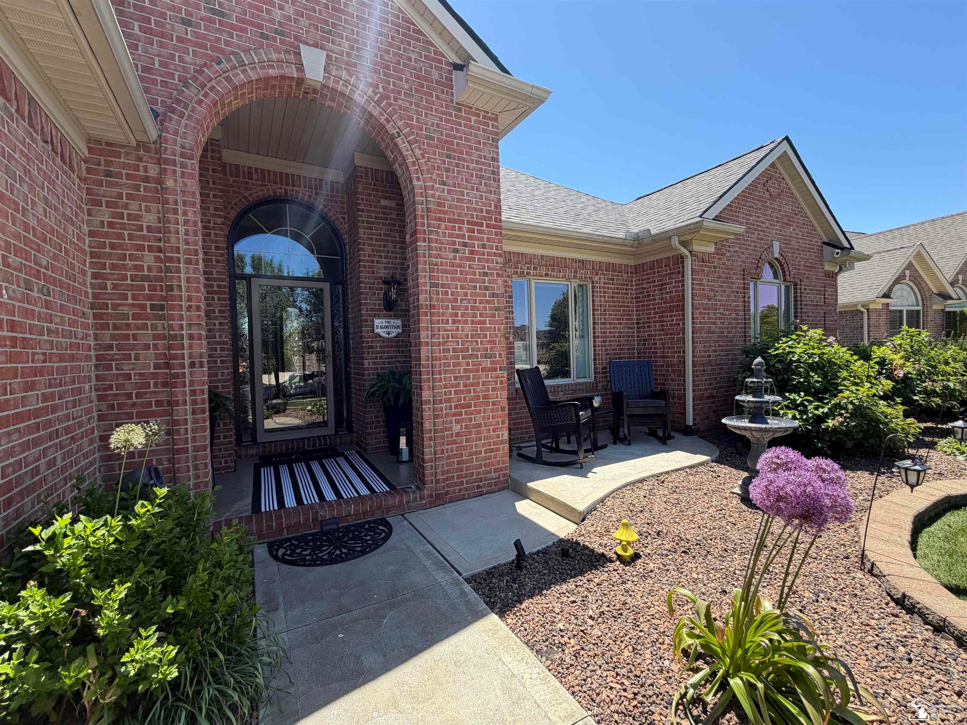 Newport, Michigan, 48166, United States, 3 Bedrooms Bedrooms, ,4 BathroomsBathrooms,Residential,For Sale,2048069