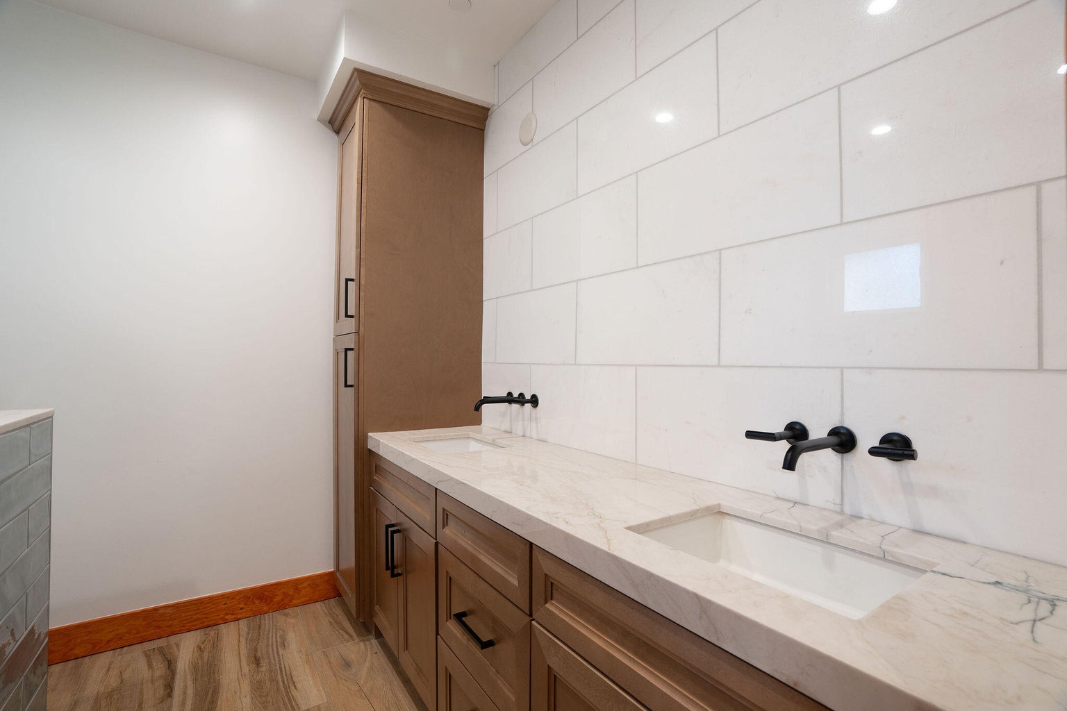 Idyllwild, California, 92549, United States, 3 Bedrooms Bedrooms, ,2 BathroomsBathrooms,Residential,For Sale,1974453