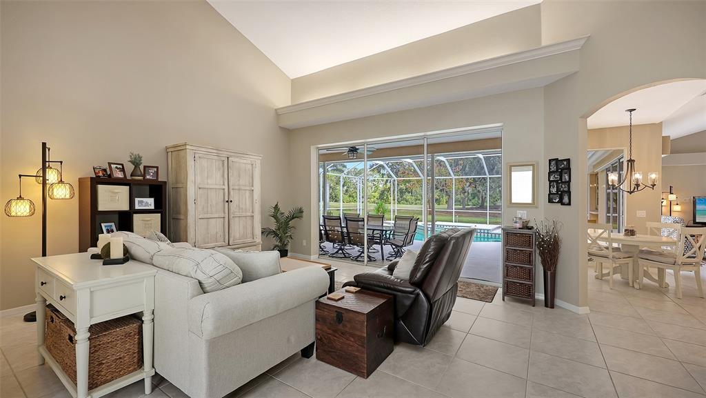 Sarasota, Florida, 34241, United States, 4 Bedrooms Bedrooms, ,3 BathroomsBathrooms,Residential,For Sale,2003326