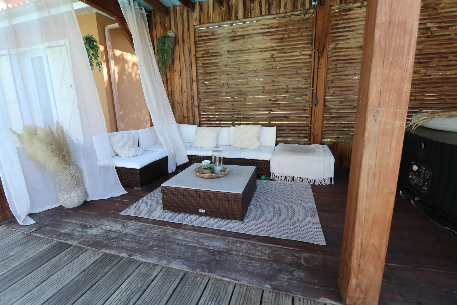 Gujan-Mestras, New Aquitaine, 33470, FR, 5 Bedrooms Bedrooms, ,Residential,For Sale,1995771