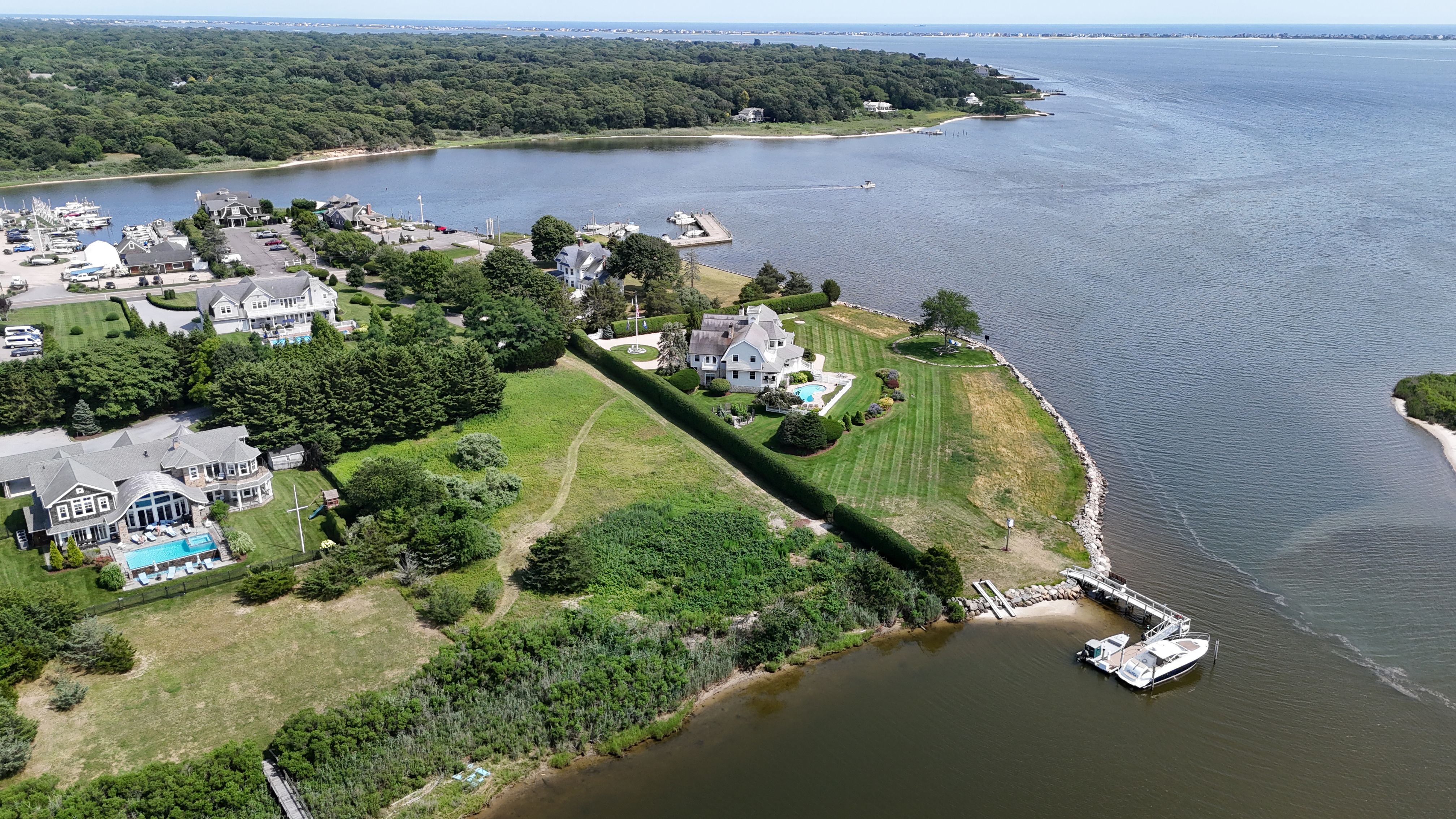  61 S Bay Avenue, Eastport, NY, 11941 - 物件實景