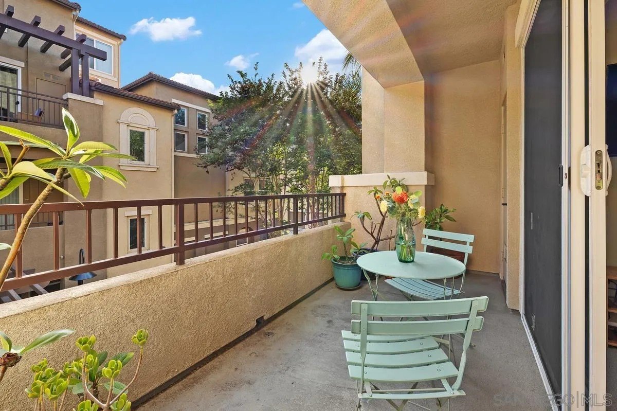 San Diego, California, 92105, United States, 2 Bedrooms Bedrooms, ,2 BathroomsBathrooms,Residential,For Sale,1970106