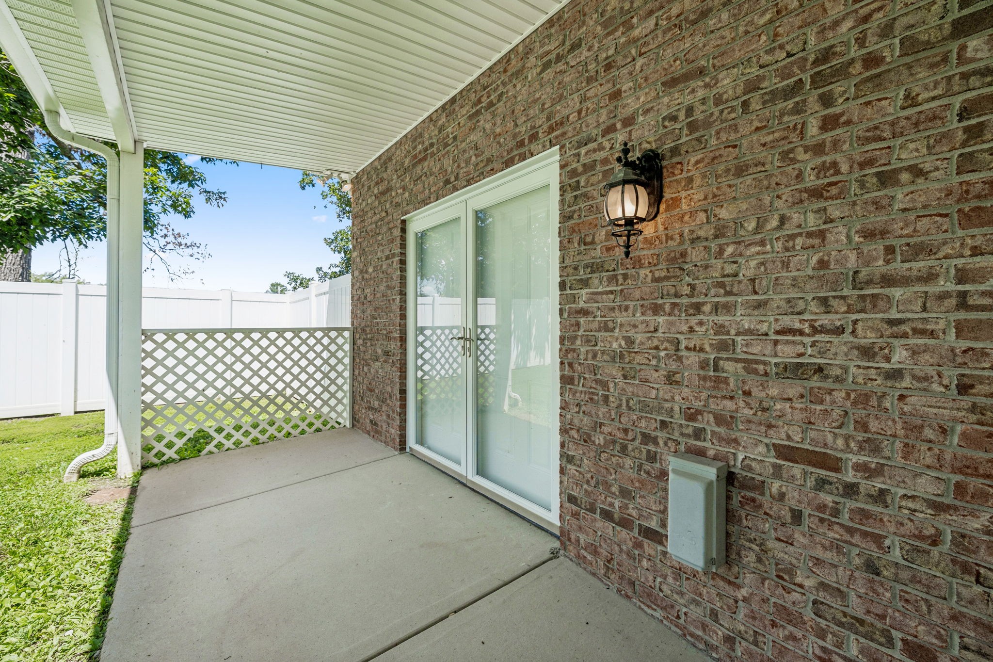 Manchester, Tennessee, 37355, United States, 4 Bedrooms Bedrooms, ,4 BathroomsBathrooms,Residential,For Sale,1937167