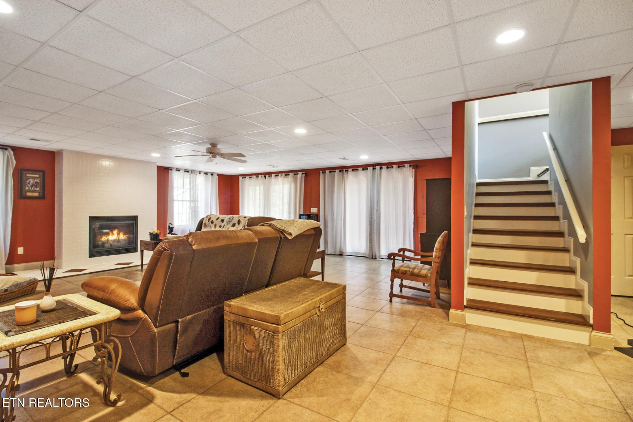 Crossville, Tennessee, 38558, United States, 3 Bedrooms Bedrooms, ,4 BathroomsBathrooms,Residential,For Sale,1930230