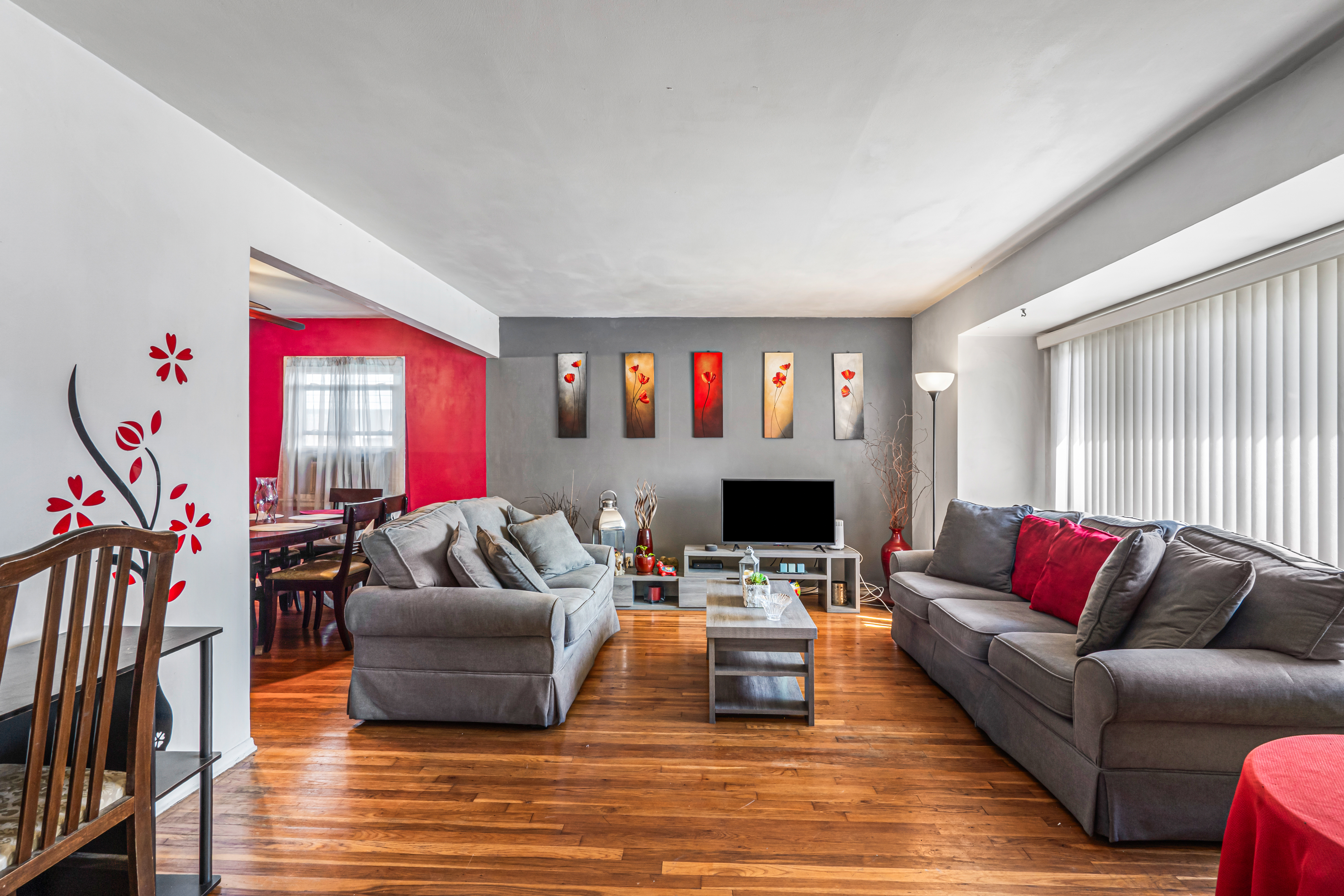  221-51 Braddock Avenue, Queens Village, NY, 11427 - 物件實景