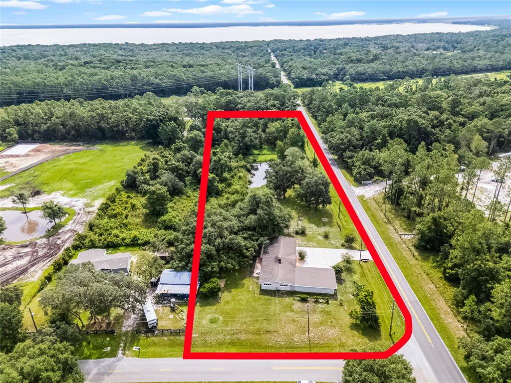 Geneva, Florida, 32732, United States, 3 Bedrooms Bedrooms, ,2 BathroomsBathrooms,Residential,For Sale,1897642