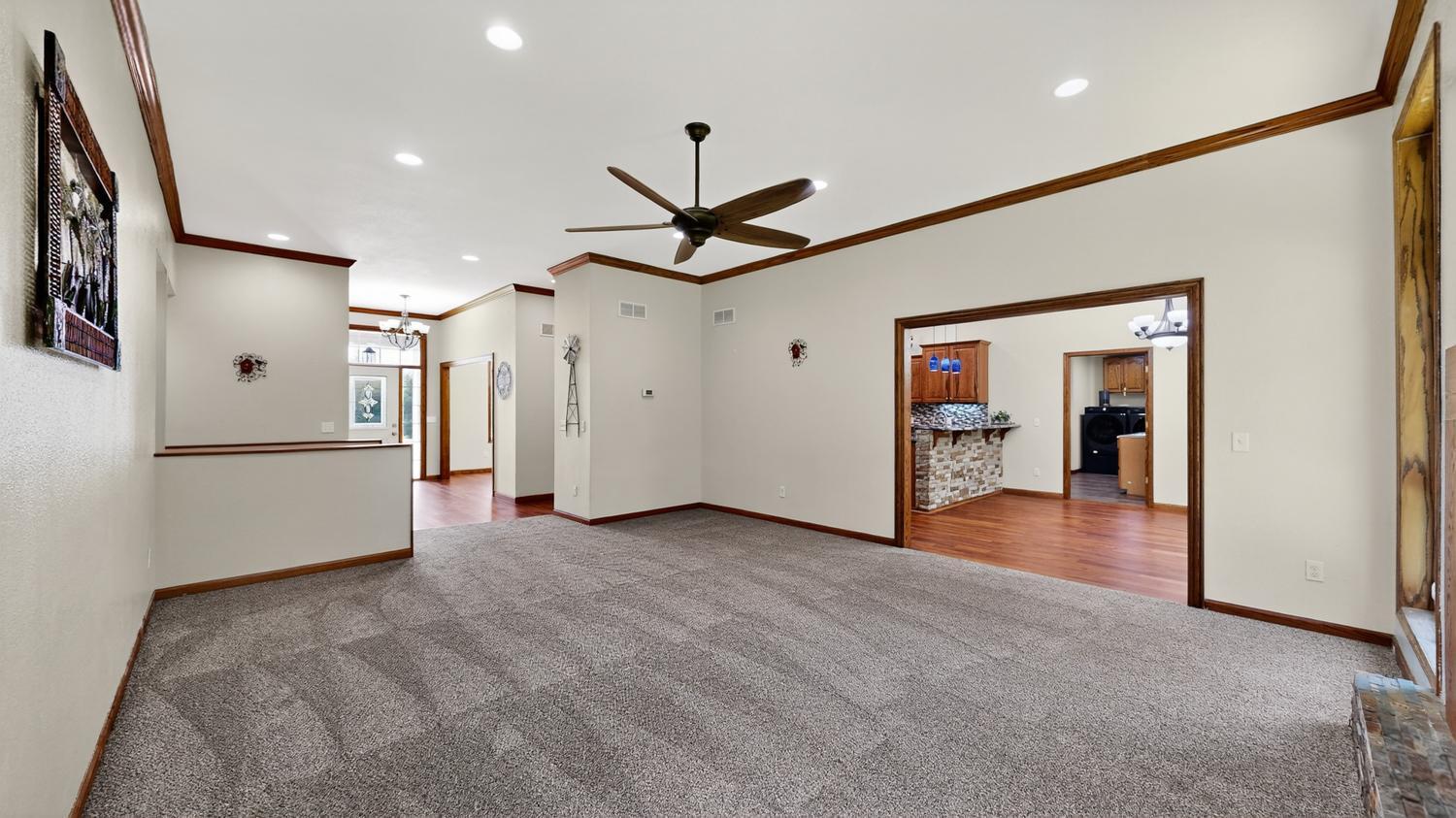 Udolpho Twp, Minnesota, 55917, United States, 5 Bedrooms Bedrooms, ,3 BathroomsBathrooms,Residential,For Sale,1940974