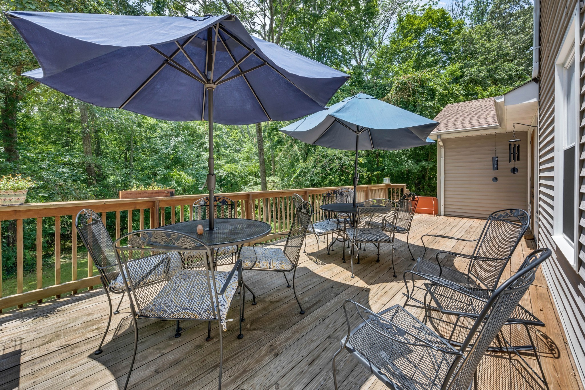 Clarksville, Tennessee, 37040, United States, 3 Bedrooms Bedrooms, ,4 BathroomsBathrooms,Residential,For Sale,2010439