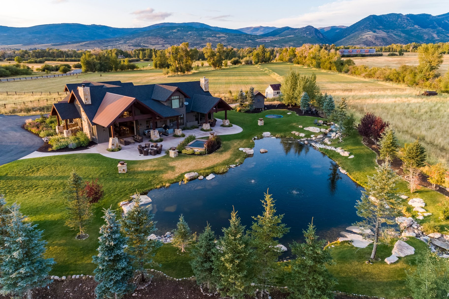  Twilight Moon Ranch on 8 Acres - 物件實景