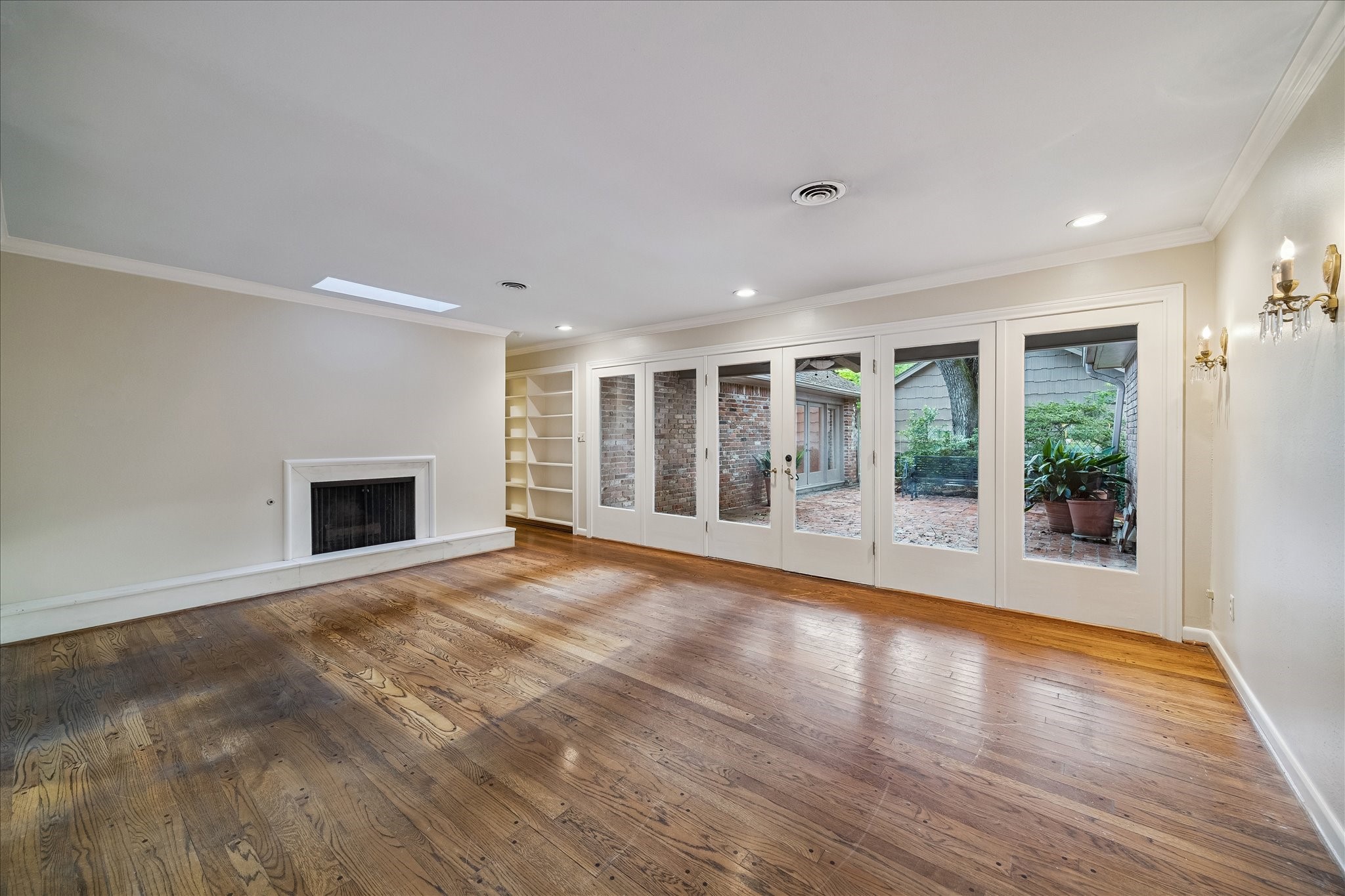  2126 Chimney Rock Road - 物件實景