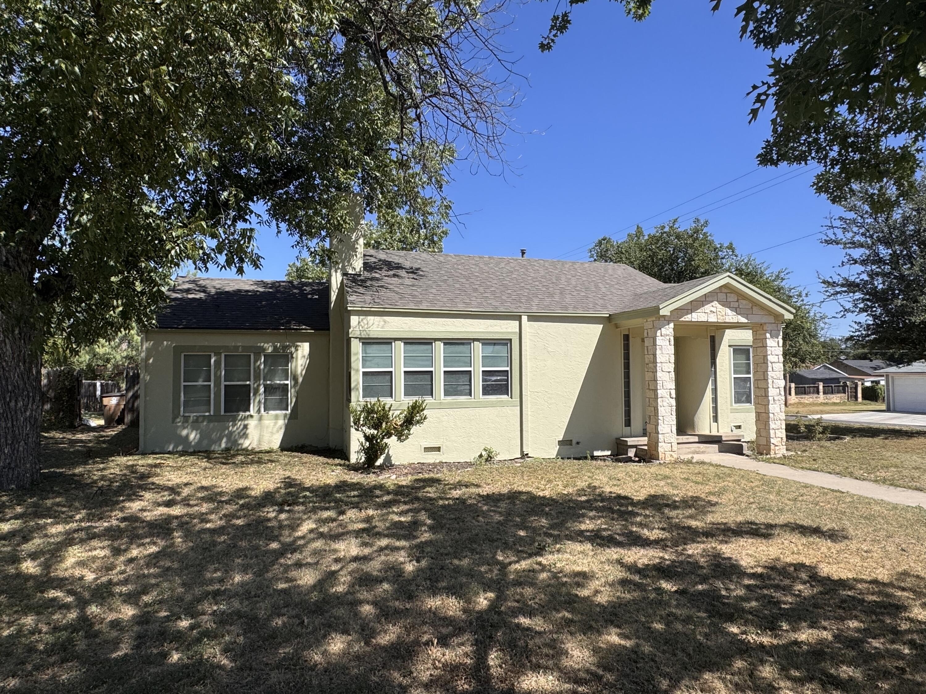 Live Oak St, San Angelo, TX 76901 #1