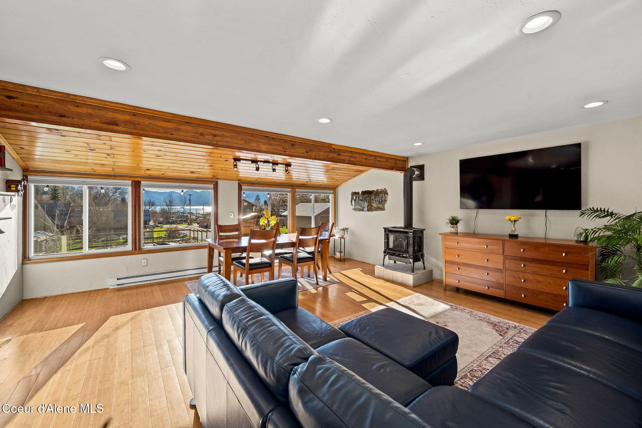 Bayview, Idaho, 83803, United States, 3 Bedrooms Bedrooms, ,1 BathroomBathrooms,Residential,For Sale,2038469