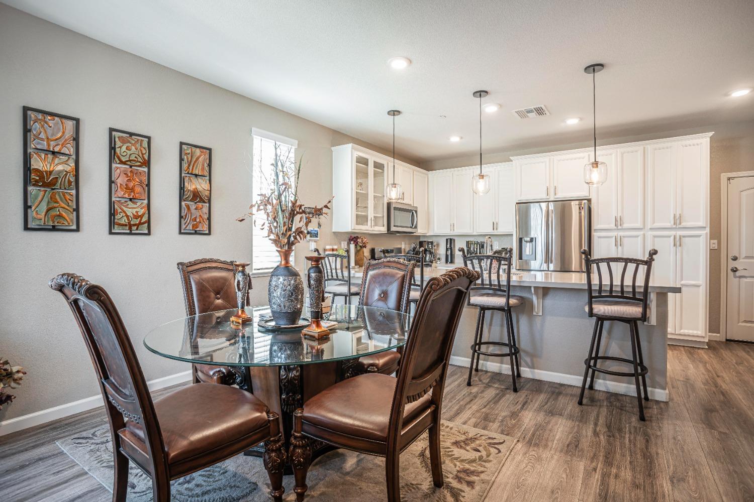 Sacramento, California, 95834, United States, 3 Bedrooms Bedrooms, ,3 BathroomsBathrooms,Residential,For Sale,1896933