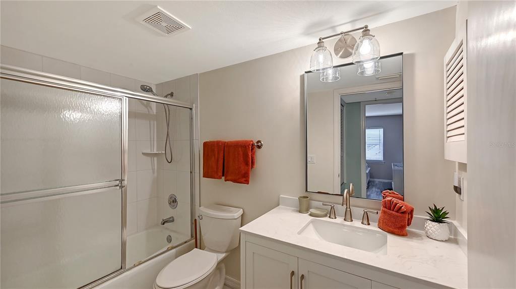 Sarasota, Florida, 34242, United States, 2 Bedrooms Bedrooms, ,2 BathroomsBathrooms,Residential,For Sale,1993059