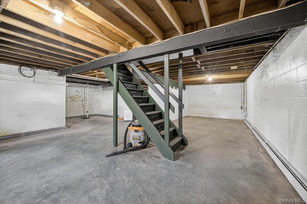 Highland Mills, New York, 10930, United States, 4 Bedrooms Bedrooms, ,3 BathroomsBathrooms,Residential,For Sale,1977066