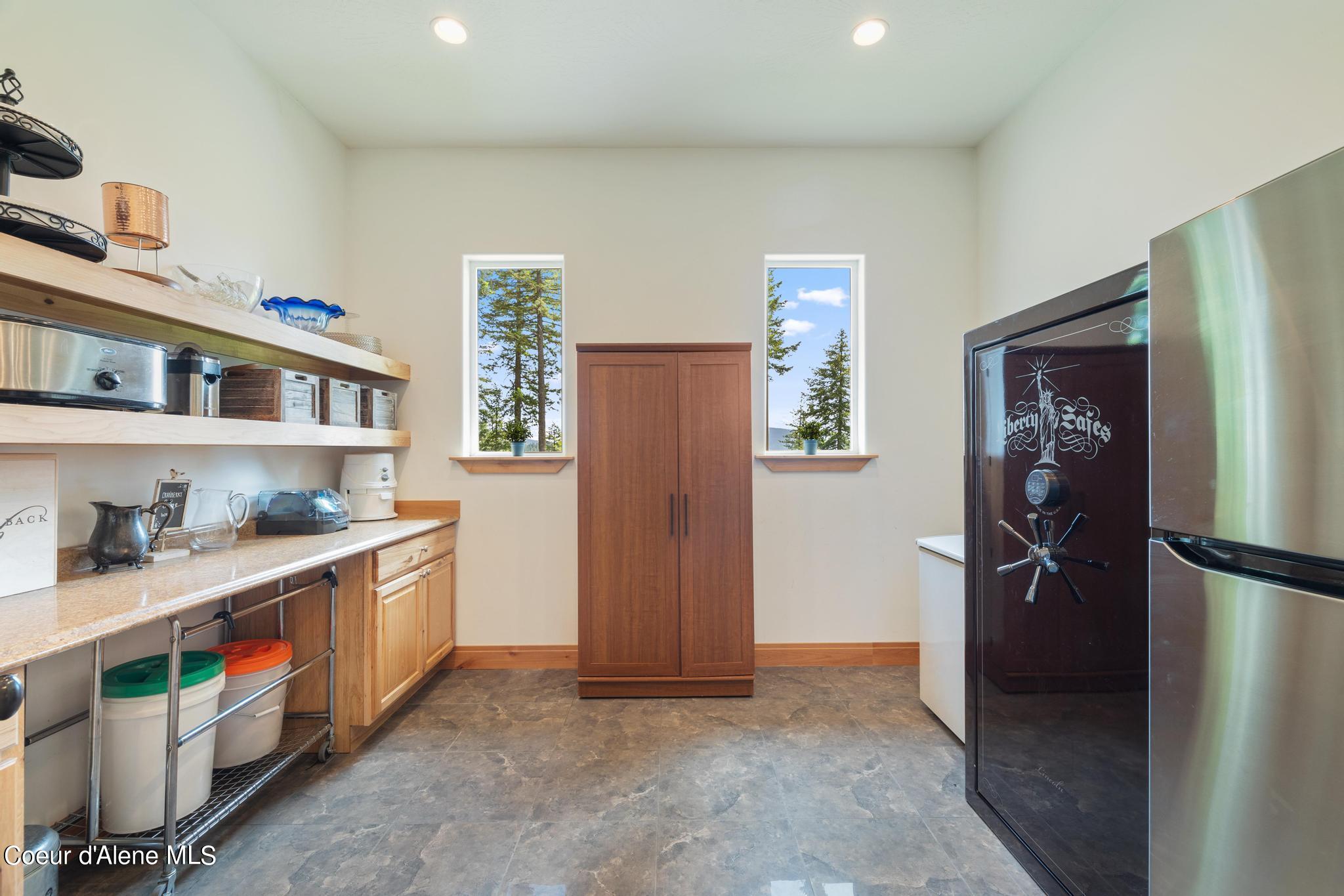 Coeur D'alene, Idaho, 83814, United States, 4 Bedrooms Bedrooms, ,3 BathroomsBathrooms,Residential,For Sale,1795061