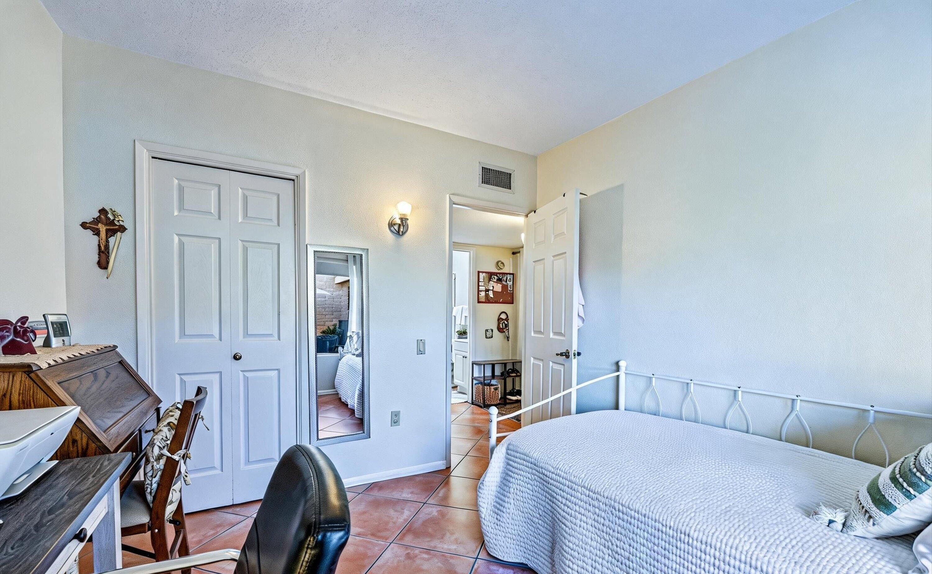  1432 W Calle Pueblo, Green Valley, AZ, 85622 - 物件實景