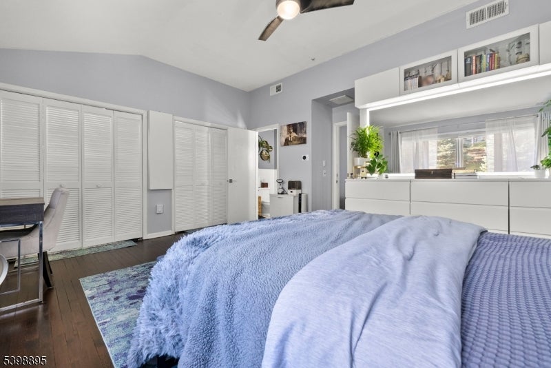 West Orange Twp., New Jersey, 07052, United States, 3 Bedrooms Bedrooms, ,3 BathroomsBathrooms,Residential,For Sale,2002469