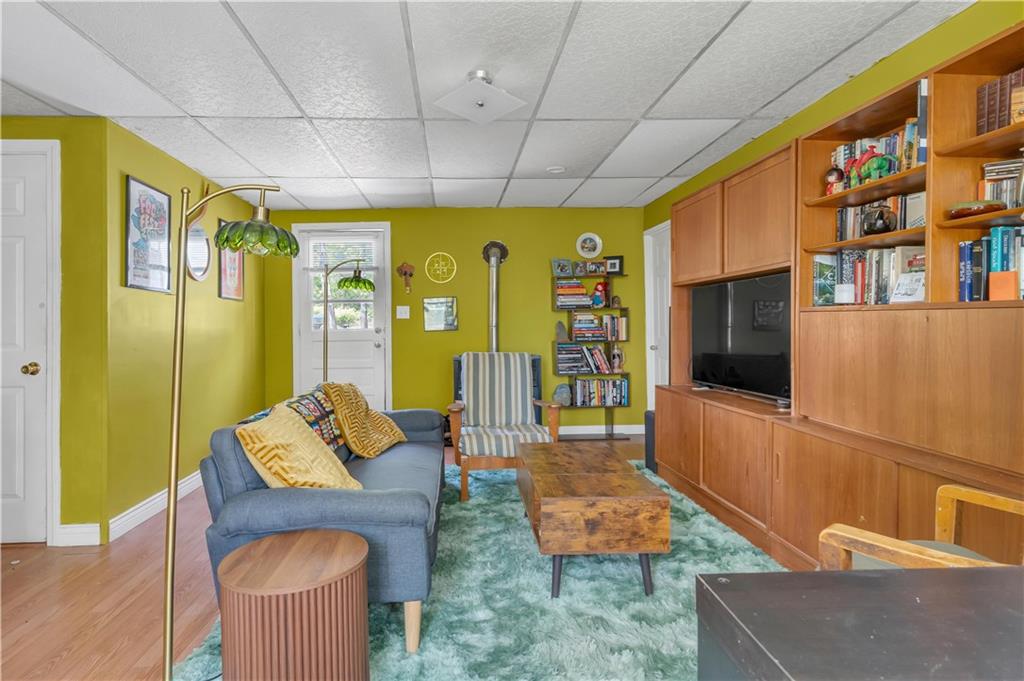 Cumberland, Rhode Island, 02864, United States, 5 Bedrooms Bedrooms, ,4 BathroomsBathrooms,Residential,For Sale,2048135