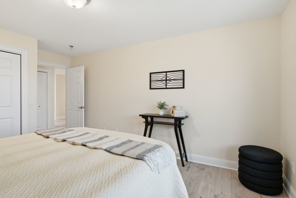 Wilbraham, Massachusetts, 01095, United States, 2 Bedrooms Bedrooms, ,2 BathroomsBathrooms,Residential,For Sale,1987611