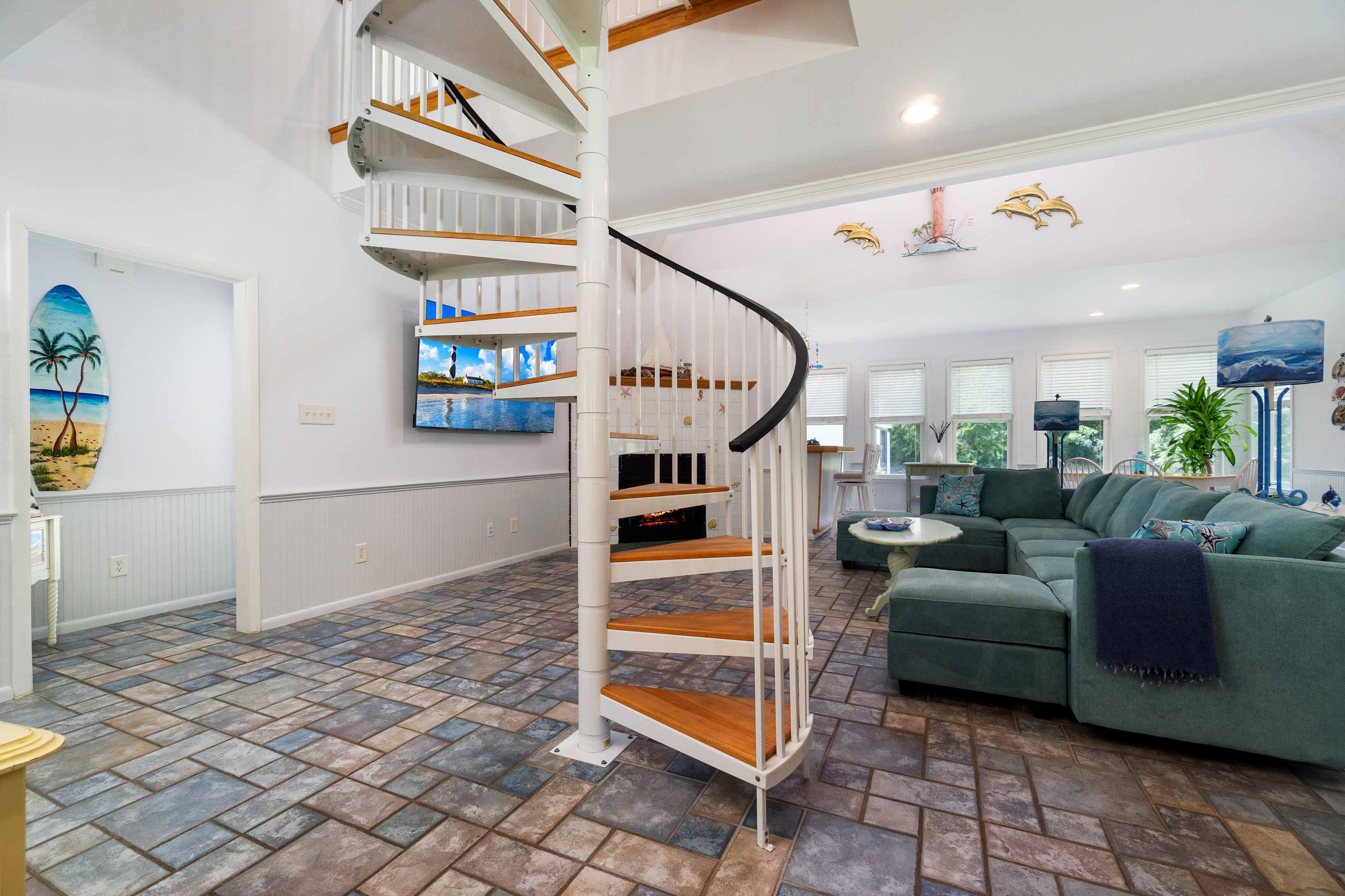 Oriental, North Carolina, 28571, United States, 4 Bedrooms Bedrooms, ,4 BathroomsBathrooms,Residential,For Sale,1944868