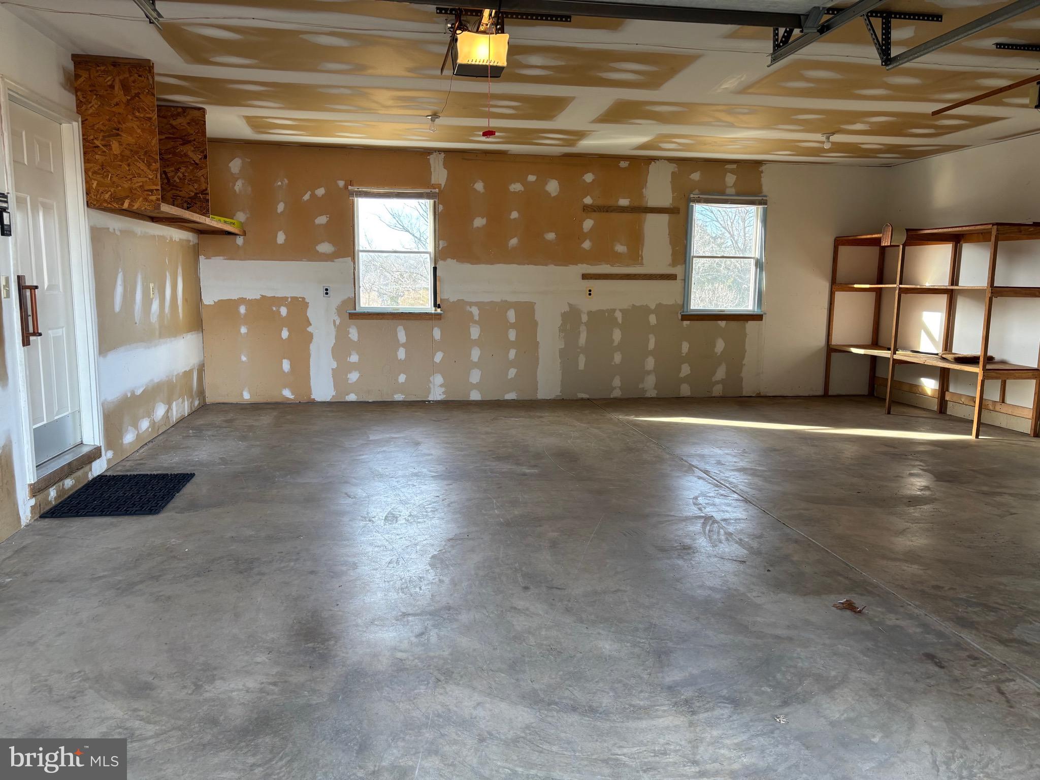 Culpeper, Virginia, 22701, United States, 3 Bedrooms Bedrooms, ,4 BathroomsBathrooms,Residential,For Sale,2005775