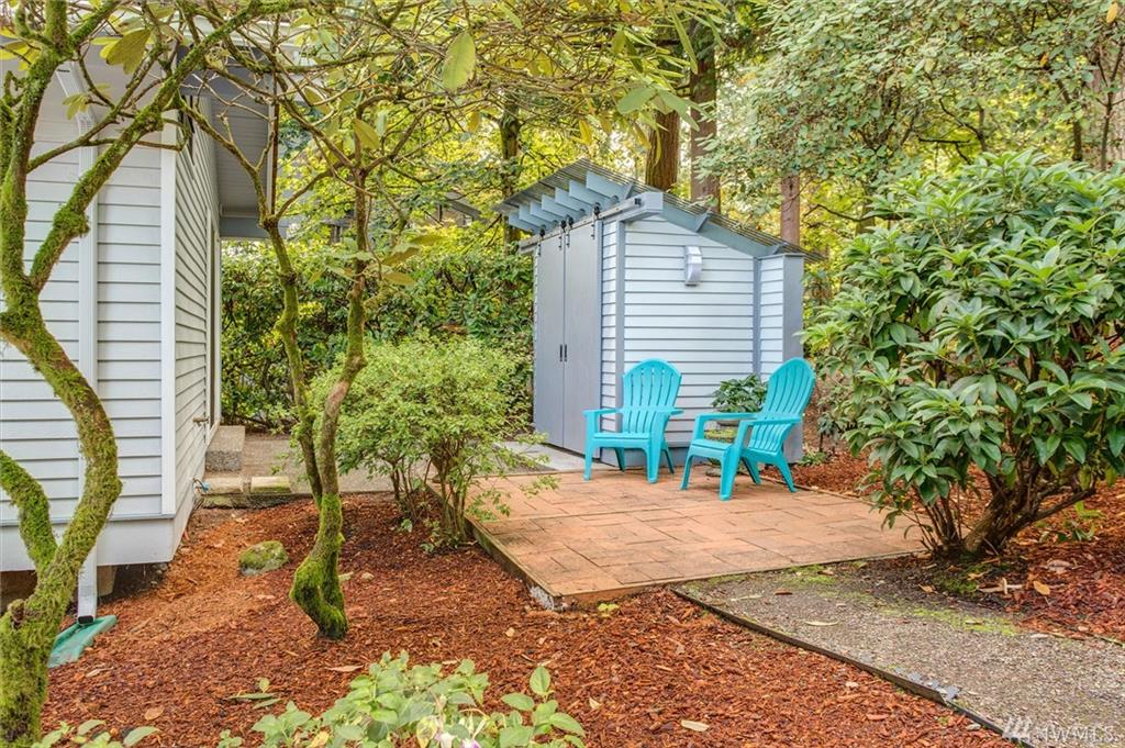 7704 88th PL, Mercer Island, Washington, 98040, United States, 4 Bedrooms Bedrooms, ,4 BathroomsBathrooms,Residential,For Sale,7704 88th PL,1435219