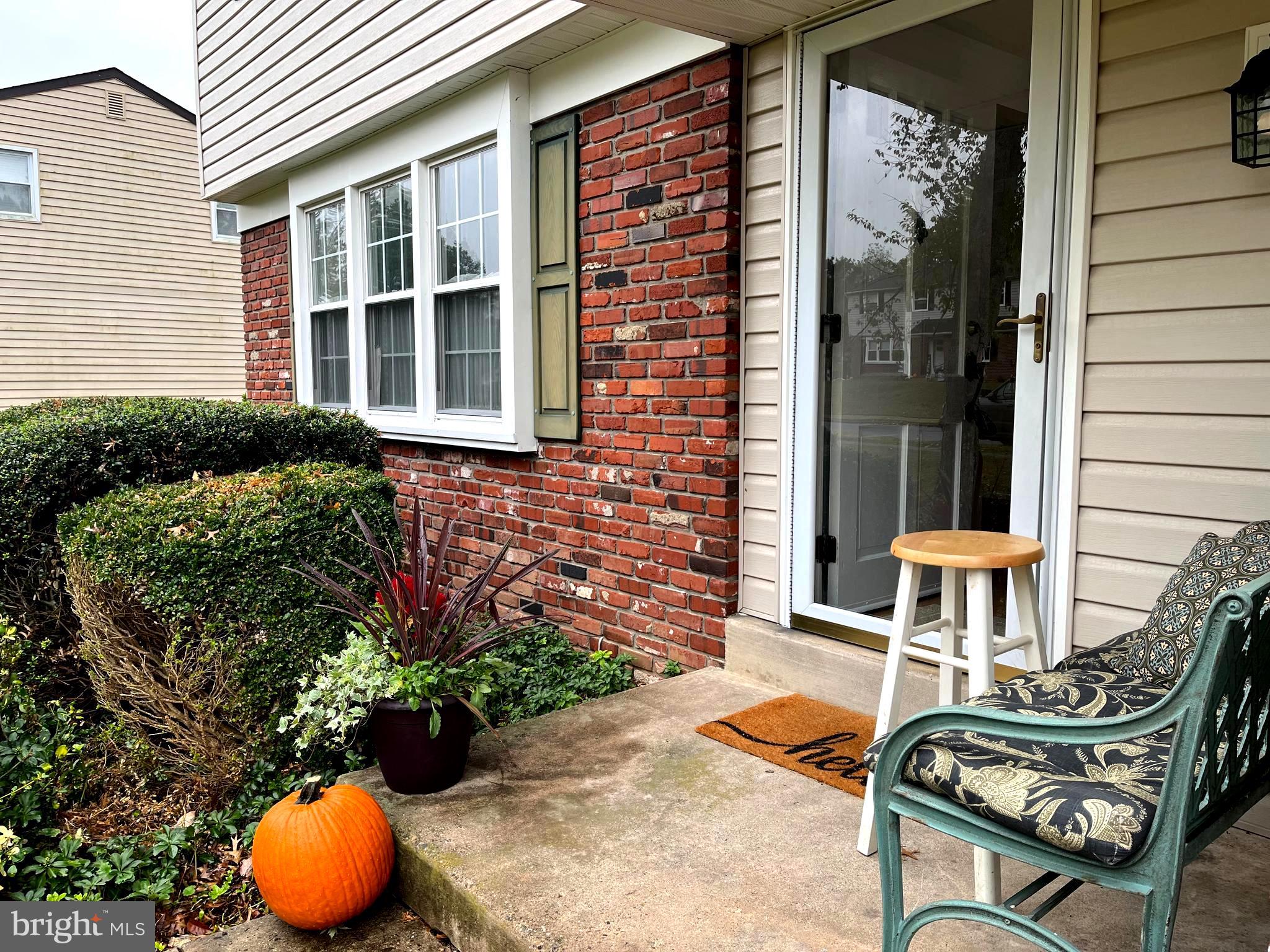 Southampton, Pennsylvania, 18966, United States, 4 Bedrooms Bedrooms, ,Residential,For Sale,1990215