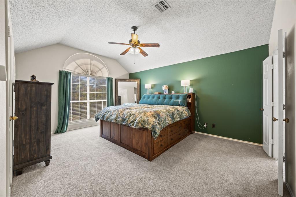 Carrollton, Texas, 75007, United States, 4 Bedrooms Bedrooms, ,3 BathroomsBathrooms,Residential,For Sale,1970362