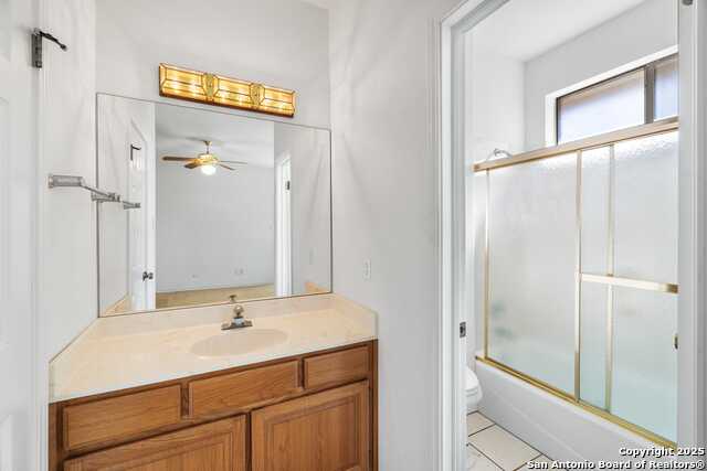 Kerrville, Texas, 78028, United States, 3 Bedrooms Bedrooms, ,3 BathroomsBathrooms,Residential,For Sale,1982669