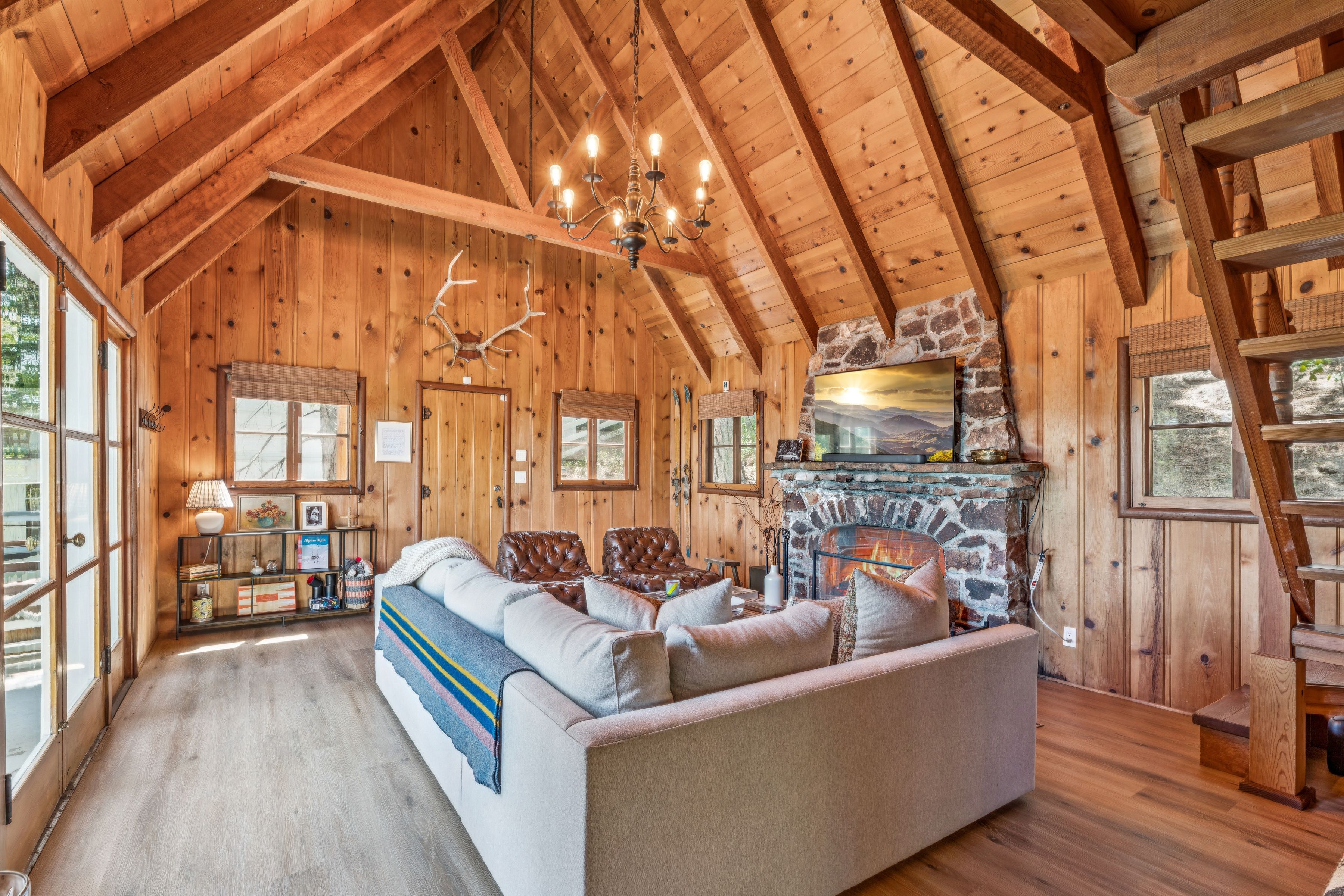  28901 Palisades Drive, Lake Arrowhead, CA 92352 - 物件實景
