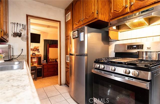 Compton, California, 90220, United States, 3 Bedrooms Bedrooms, ,2 BathroomsBathrooms,Residential,For Sale,1993898