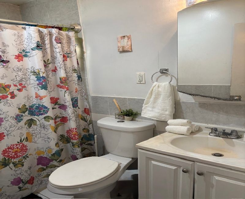 Jamaica, New York, 11433, United States, 4 Bedrooms Bedrooms, ,2 BathroomsBathrooms,Residential,For Sale,2049375