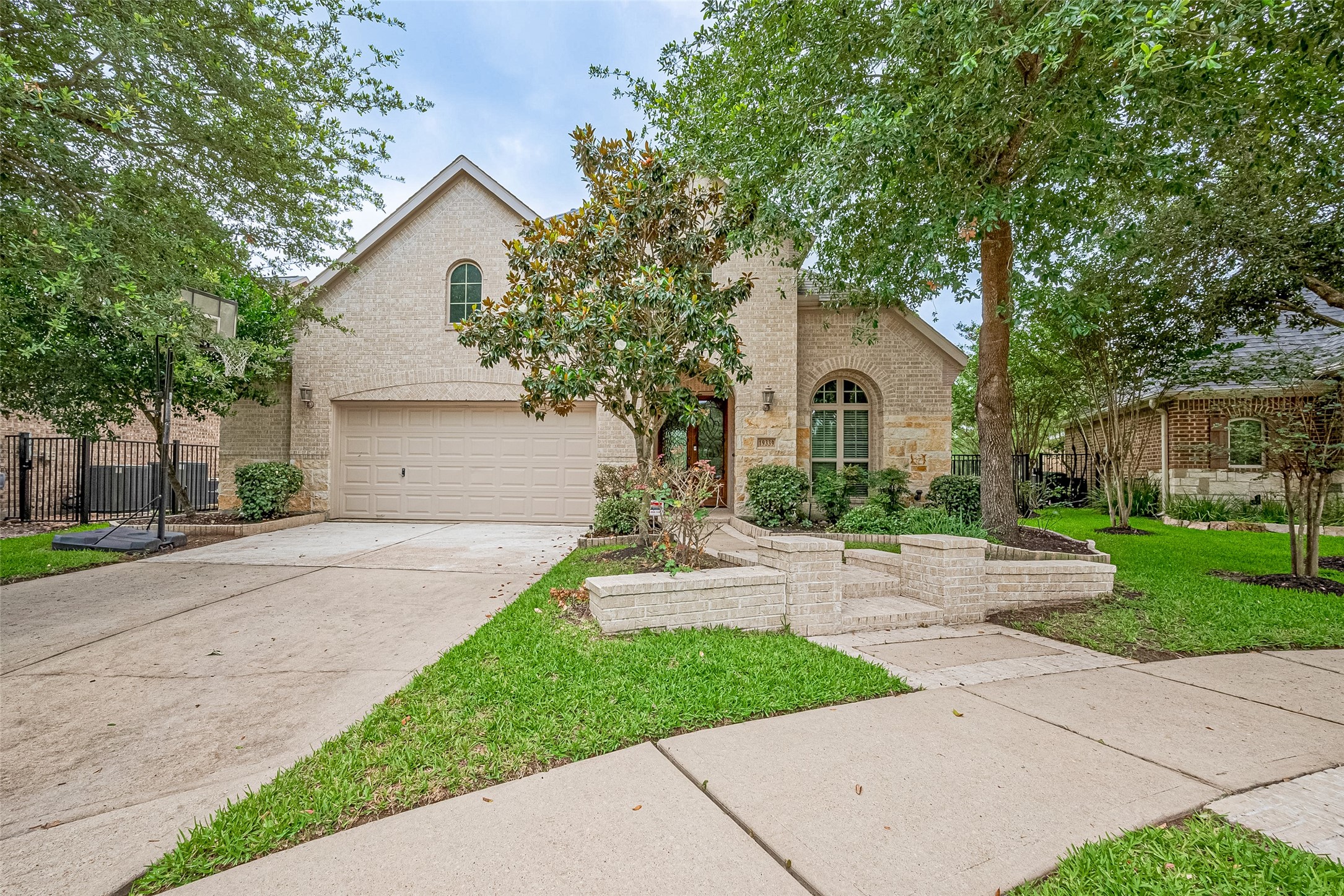 Cypress, Texas, 77433, United States, 5 Bedrooms Bedrooms, ,5 BathroomsBathrooms,Residential,For Sale,1998963