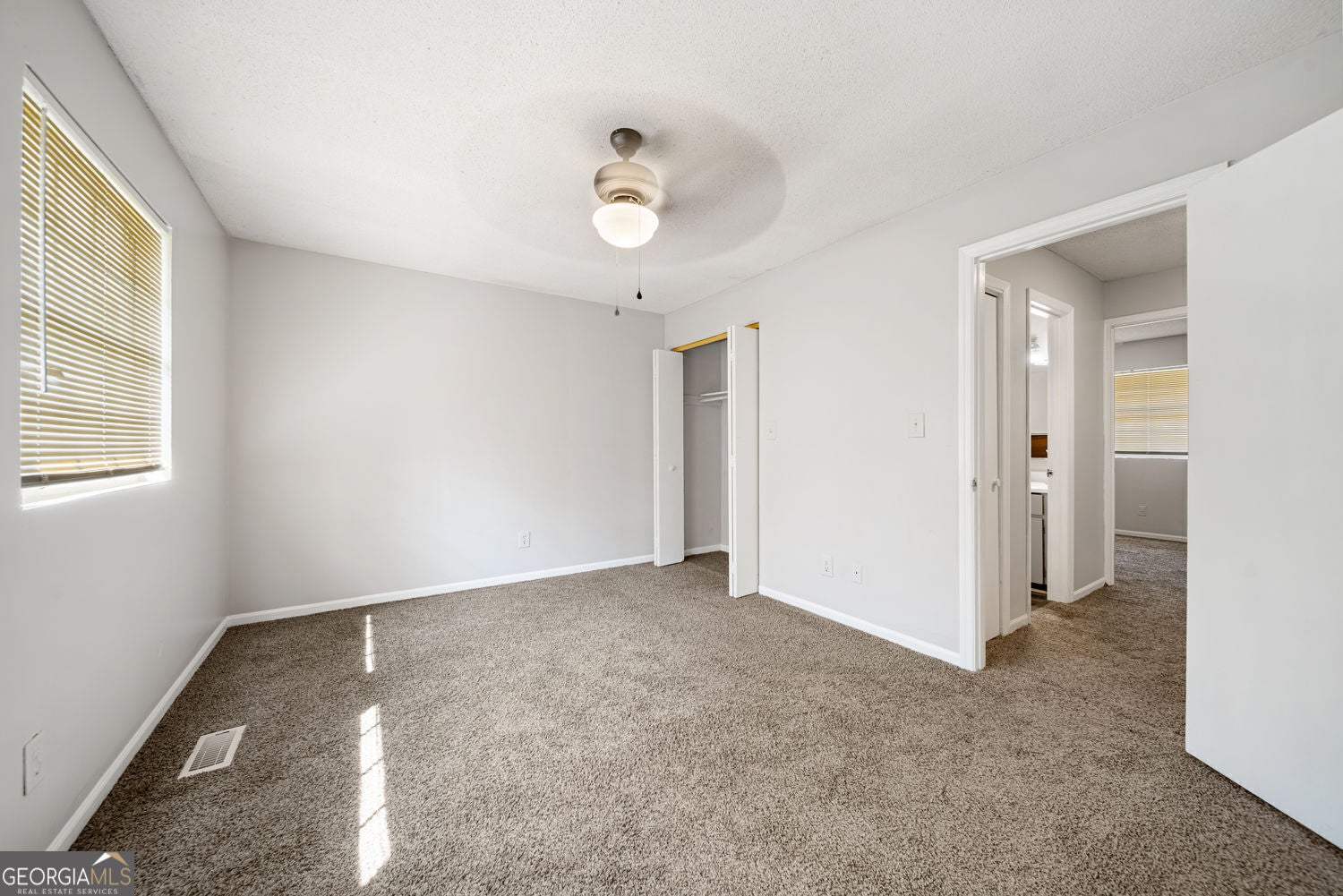 Fort Valley, Georgia, 31030, United States, ,Residential,For Sale,1952975