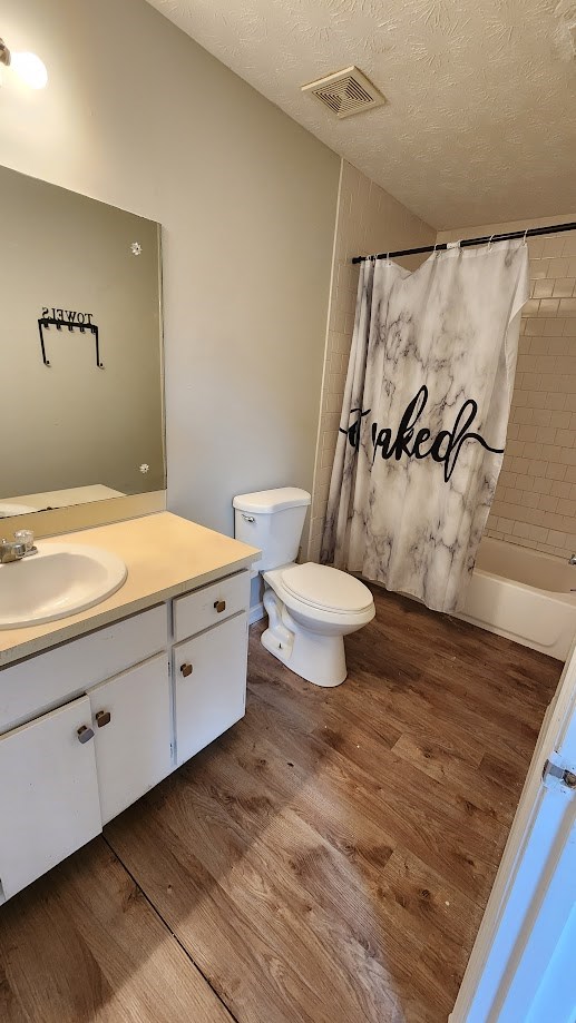 Columbus, Georgia, 31909, United States, 10 Bedrooms Bedrooms, ,8 BathroomsBathrooms,Residential,For Sale,1931089